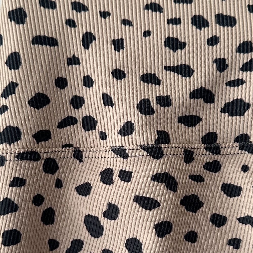 Beach Riot Leopard Ribbed Leggings Small - Picture 8 of 9